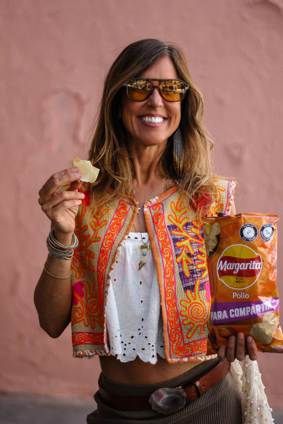 PENDIENTES GRISES DORADOS Y MARRONES